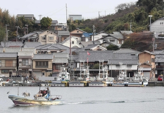 古い民家が密集する港町の室津地区＝たつの市御津町室津（撮影・辰巳直之）