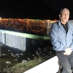 ３０年に思いをはせる前嶋茂徳さん＝神河町栗