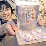 血管をリアルに再現した尻子玉飴＝福崎町西田原