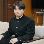 大会への抱負を語る柴田周明さん＝市川町役場