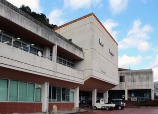 住民のサークル活動や地域の催しで活用された神崎公民館＝神河町中村