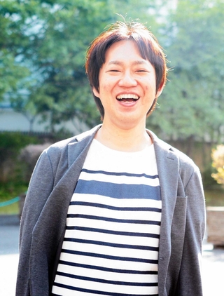不登校の経験について講演する棚園正一さん（相生市社会福祉協議会提供）