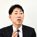 たつの市長選への立候補を表明した田中基康氏＝たつの市内