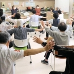 「健健パ」に集う町民ら。健康づくりが社会参加につながる＝上郡町内