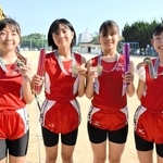 ２大会連続で優勝を果たした小宅小のリレーメンバー＝たつの市龍野町日飼