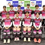 ３年ぶりに全国大会に出場するたつのラビッツの選手ら＝たつの市役所