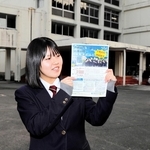 千種高校３年の岡和花さんが考案したバスツアー＝宍粟市千種町千草、千種高校