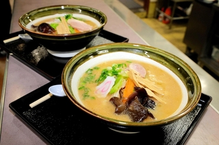 道の駅はがの新メニュー「波賀味噌ラーメン」＝宍粟市波賀町原