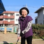 グラウンドゴルフを楽しみ、健康的な日々を送る北端楢江さん＝相生市内