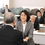 新しい神河町議12人に当選証書　19日投開票から一夜明け