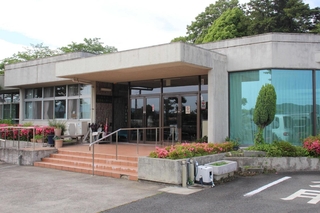 町内外から入所者がある福崎町養護老人ホーム「福寿園」＝福崎町西田原