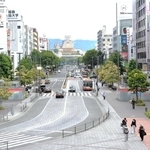 路線価が県内で３番目の高さとなった「大手前通り」＝姫路駅前