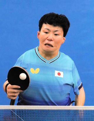 メダルを見据え、練習に励む北川雄一朗さん＝相生市立体育館