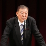 地方創生について語る石破茂氏＝上郡町内