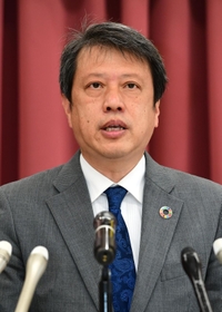 共産の推薦を受ける金田峰生氏＝神戸市兵庫区