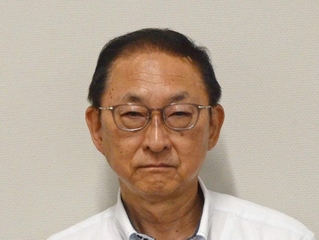 村手秀樹氏