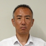 假屋浩司氏