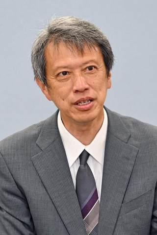 金田峰生氏