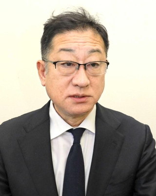 掘井健智氏