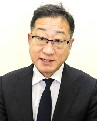 掘井健智氏