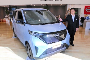 比較的低価格で購入できる日産の軽ＥＶ「サクラ」＝神戸市中央区