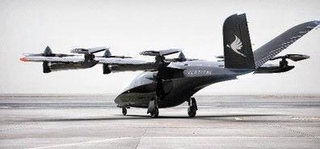 尼崎ルートでの運航を想定する「ＶＸ４」の機体（丸紅提供）