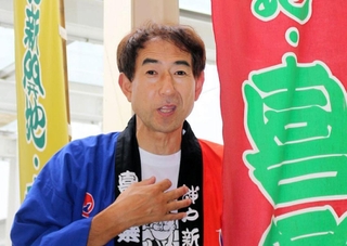「無口な落語家」と紹介されることもある桂まめださん＝神戸市兵庫区新開地２、神戸新開地・喜楽館