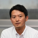 就任２年に合わせ、県政への思いを語る斎藤元彦兵庫県知事＝県庁（撮影・斎藤雅志）