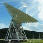 観測に使うＪＡＸＡ・臼田宇宙空間観測所の口径６４メートルの電波望遠鏡＝長野県佐久市（鳴沢真也さん提供）
