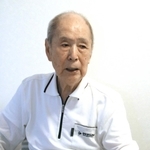 「見返りを求めず、真心で育ててくれた」と川村秀蔵園長への感謝を口にする谷秀夫さん＝明石市大久保町西島