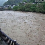 香美町村岡区の矢田川の様子＝１５日午後４時21分（兵庫県河川ライブカメラより）