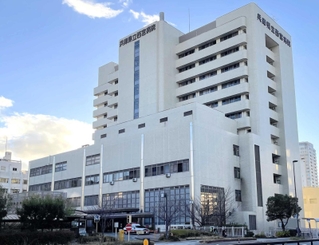 医師の残業を巡り、西宮労基署から２回の是正勧告を受けた県立西宮病院＝西宮市六湛寺町
