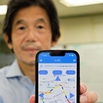 車椅子利用者のこぐ力に応じ、進みやすい坂道を表示する地図アプリ「なび坂」＝神戸市内