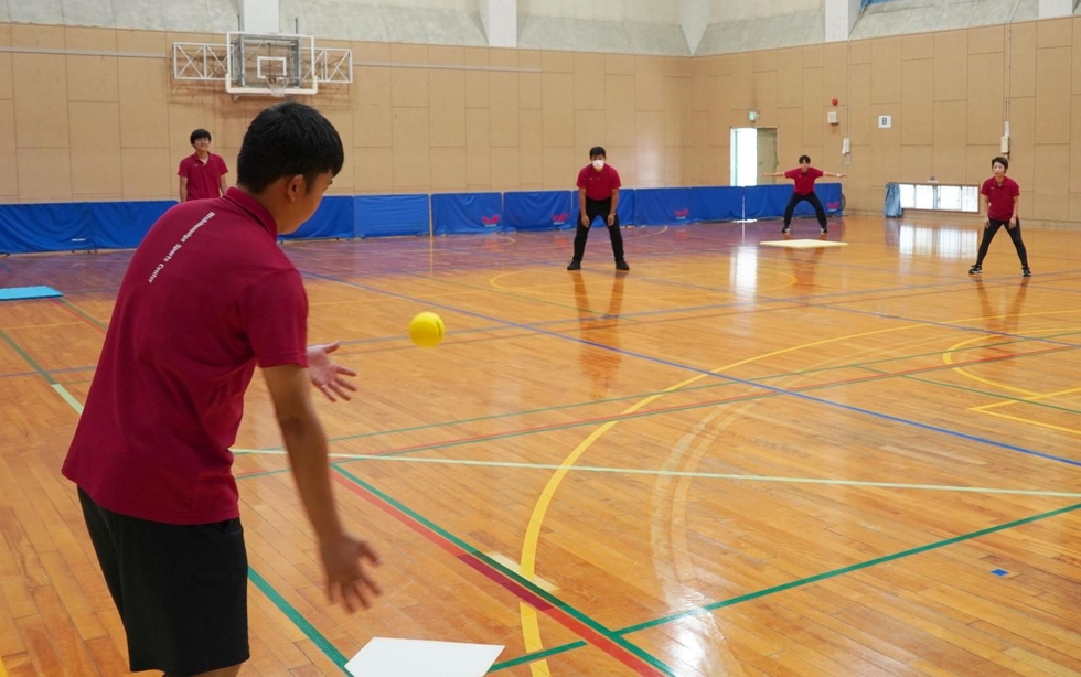 スピード感新鮮「ベースボール5」って? 元プロも注目「野球の入門編に