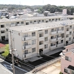 住まいを確保する役割を果たす市営住宅。市全体での機能の維持が問われている＝三木市別所町朝日ケ丘