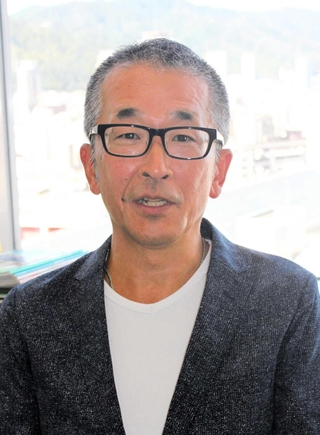 「監督の方針がぶれずに徹底され、チームにぴたりとはまった」と分析したスポーツライターの喜瀬雅則さん＝神戸市中央区、神戸新聞社