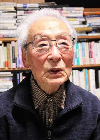 金時鐘さん＝奈良県生駒市