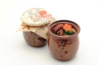 【本来の姿は】１９９８年発売の元祖・ひっぱりだこ飯（淡路屋提供）