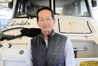 資源保護に取り組む明石市遊漁船部会の松本正勝会長＝明石市岬町
