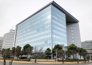 「ＷＨＯ神戸センター」が入居する国際健康開発センタービル＝神戸市中央区脇浜海岸通１