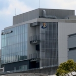 神戸市立神戸アイセンター病院＝神戸市中央区港島南町２