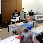 業務でＡＩを活用する際の注意点などを学んだ公開講座＝東京都千代田区丸の内１、甲南大ネットワークキャンパス東京