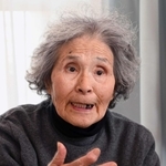 自身の被爆体験を語る堀内光枝さん。「生きている限り、戦争を知らない世代に伝え続けたい」と力を込める＝尼崎市内（撮影・風斗雅博）