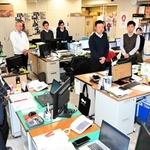 ２０２５年大阪・関西万博の準備を進める県万博推進局では、来年の業務に向けて職員が気を引き締めた＝２８日午後、兵庫県庁