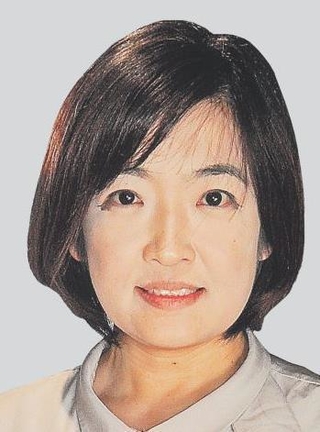 石本玲子氏