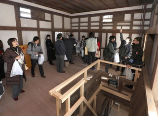 ２月１日から特別公開される姫路城西小天守の３階＝３０日午前、姫路市本町（撮影・辰巳直之）