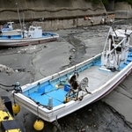 海底の隆起で干上がった漁港＝２月２４日、石川県珠洲市真浦町（撮影・中西幸大）