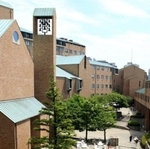 神戸松蔭女子学院大＝神戸市灘区篠原伯母野山町１