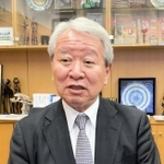 「創造的復興の考えが大事だ」。インタビューに応じるＪＩＣＡの田中明彦理事長＝神戸市中央区脇浜海岸通１