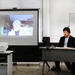 オンラインで被災地の現状を語る石川県穴水町の滝井元之さん＝神戸市長田区二葉町７